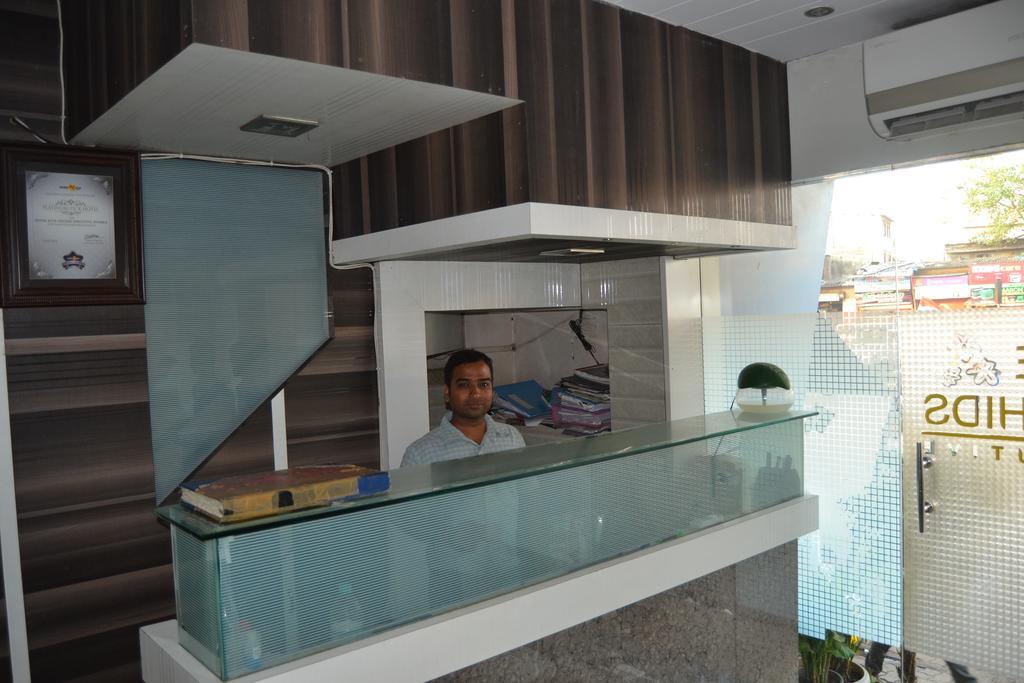 מומביי Hotel Blue Orchids Executive מראה חיצוני תמונה